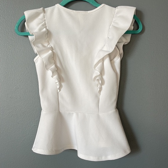 Caution To The Wind White Peplum Top - size XS - Picture 3 of 3